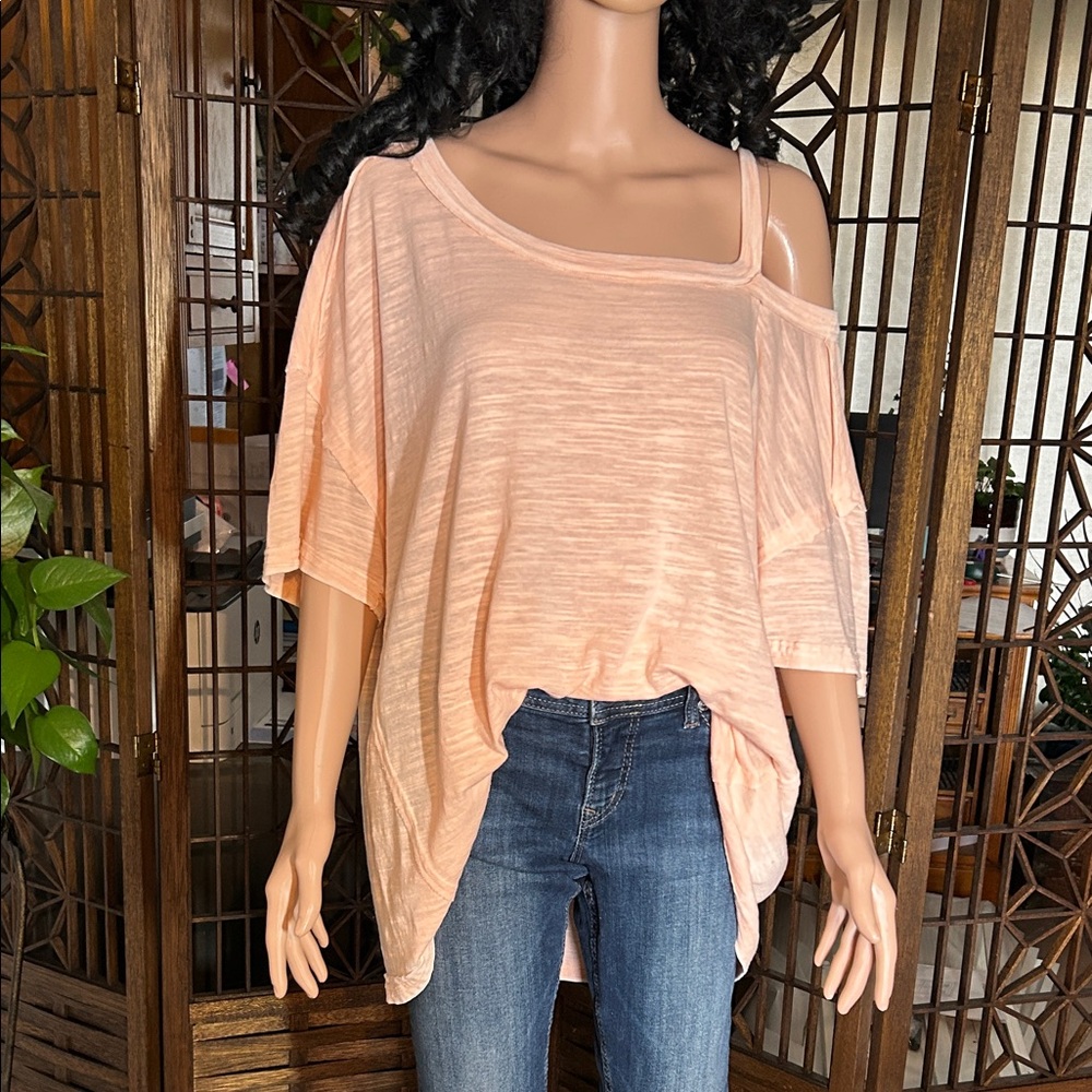 NWOT FREE PEOPLE OFF SHOULDER TSHIRT LG